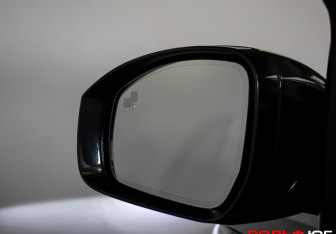 Подержанный автомобиль Land Rover Range Rover Sport 2018 года (26 фото)