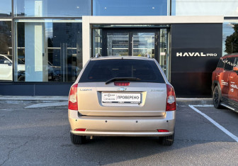 Подержанный автомобиль Chevrolet Lacetti Wagon 2008 года (6 фото)
