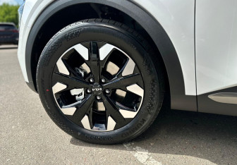 Новый Kia Sportage 2025 (9 фото)