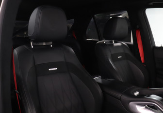 Подержанный автомобиль Mercedes-Benz GLE AMG 2021 года (16 фото)