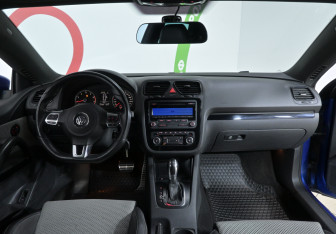Подержанный автомобиль Volkswagen Scirocco 2011 года (8 фото)