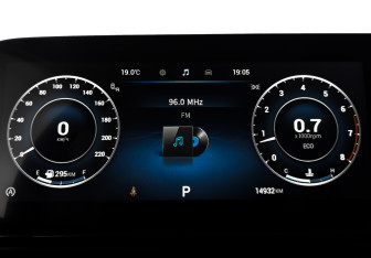 Подержанный автомобиль Omoda C5 2024 года (16 фото)