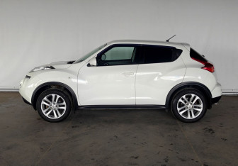Подержанный автомобиль Nissan Juke 2014 года (8 фото)