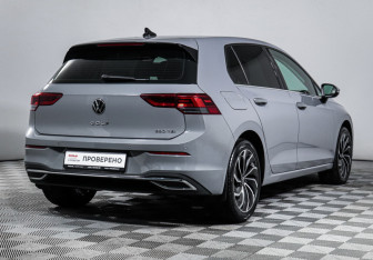 Подержанный автомобиль Volkswagen Golf Hatchback 2020 года (5 фото)
