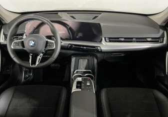 Новый BMW X1 2025 (11 фото)