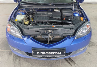 Подержанный автомобиль Mazda 3 Hatchback 2007 года (16 фото)