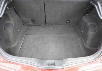Подержанный автомобиль Honda Civic Hatchback 2008 года (9 фото)