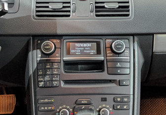 Подержанный автомобиль Volvo XC90 2012 года (16 фото)