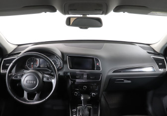 Подержанный автомобиль Audi Q5 2014 года (12 фото)