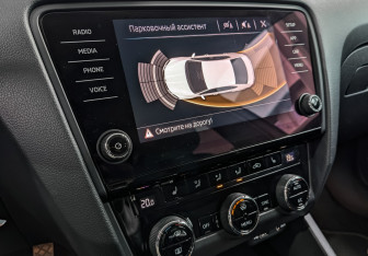 Подержанный автомобиль Skoda Octavia Liftback 2017 года (29 фото)