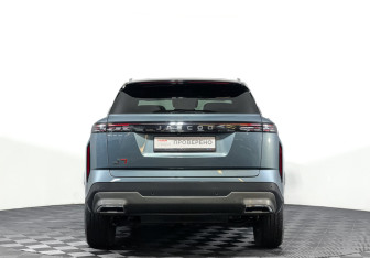 Подержанный автомобиль Jaecoo J7 2024 года (6 фото)