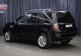 Подержанный автомобиль Land Rover Freelander 2013 года (7 фото)