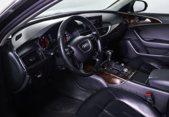 Подержанный автомобиль Audi A6 Sedan 2014 года (15 фото)