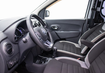 Подержанный автомобиль Renault Dokker 2019 года (10 фото)