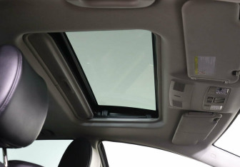 Подержанный автомобиль Mazda CX-7 2011 года (14 фото)