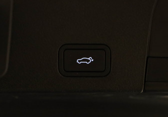 Подержанный автомобиль Geely Tugella 2023 года (28 фото)