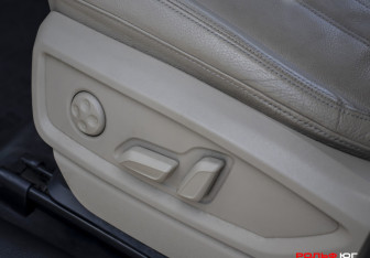 Подержанный автомобиль Audi Q5 2017 года (18 фото)