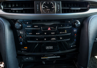 Подержанный автомобиль Lexus LX 2020 года (23 фото)