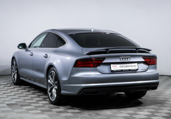 Подержанный автомобиль Audi A7 2014 года (7 фото)