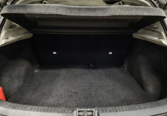 Подержанный автомобиль Nissan Qashqai 2009 года (14 фото)