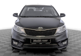 Подержанный автомобиль Kia Rio Sedan 2017 года (2 фото)
