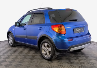 Подержанный автомобиль Suzuki SX4 Hatchback 2012 года (7 фото)