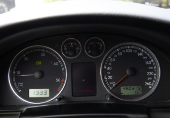 Подержанный автомобиль Volkswagen Passat Wagon 2002 года (9 фото)