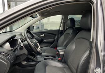 Подержанный автомобиль Hyundai ix35 2012 года (20 фото)