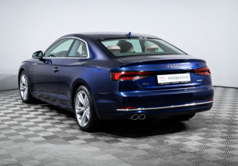 Подержанный автомобиль Audi A5 Coupe 2019 года (7 фото)