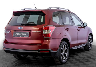 Подержанный автомобиль Subaru Forester Suv 2014 года (5 фото)