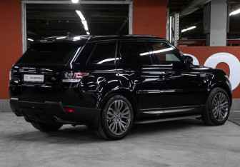 Подержанный автомобиль Land Rover Range Rover Sport 2017 года (5 фото)