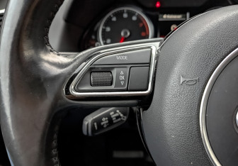 Подержанный автомобиль Audi Q5 2015 года (24 фото)