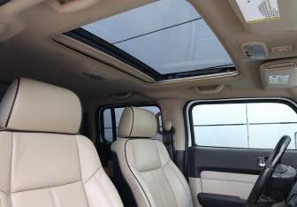 Подержанный автомобиль Hummer H3 Suv 2009 года (11 фото)