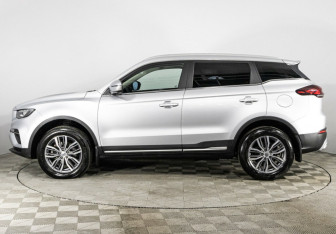 Подержанный автомобиль Geely Atlas Pro 2022 года (3 фото)