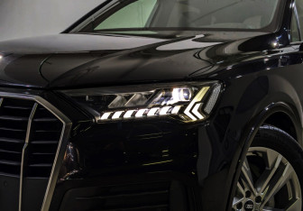 Подержанный автомобиль Audi Q7 2020 года (8 фото)