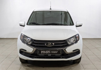 Подержанный автомобиль LADA (ВАЗ) Granta Sedan 2023 года (2 фото)