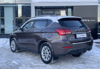 Подержанный автомобиль Haval H2 2019 года (7 фото)