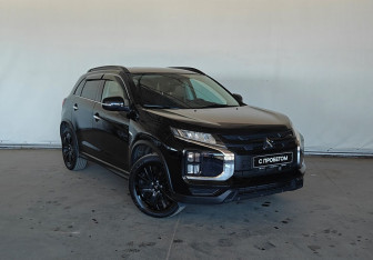 Подержанный автомобиль Mitsubishi ASX 2021 года (3 фото)