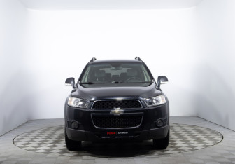 Подержанный автомобиль Chevrolet Captiva 2012 года (2 фото)