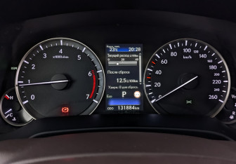 Подержанный автомобиль Lexus RX 2019 года (16 фото)