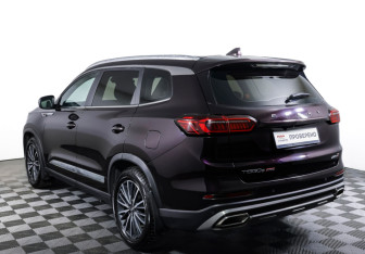 Подержанный автомобиль Chery Tiggo 8 Pro 2022 года (7 фото)