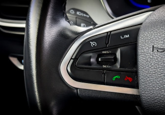 Подержанный автомобиль Geely Coolray 2022 года (27 фото)