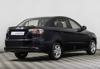 Подержанный автомобиль FAW Oley Sedan 2014 года (5 фото)