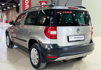 Подержанный автомобиль Skoda Yeti 2012 года (6 фото)
