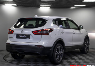 Подержанный автомобиль Nissan Qashqai 2021 года (21 фото)
