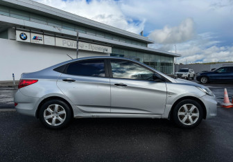 Подержанный автомобиль Hyundai Solaris Sedan 2011 года (4 фото)