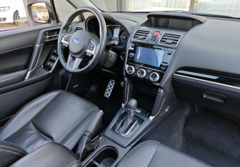 Подержанный автомобиль Subaru Forester Suv 2016 года (10 фото)