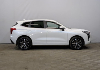 Подержанный автомобиль Haval Jolion 2022 года (4 фото)
