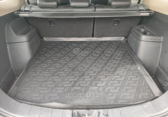 Подержанный автомобиль Mitsubishi Outlander 2014 года (13 фото)