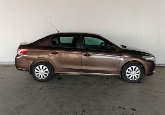 Подержанный автомобиль Peugeot 301 2013 года (4 фото)
